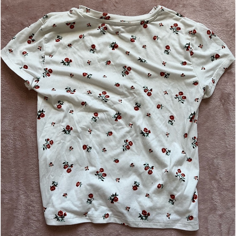Floral Tee đč - Picture 2 of 2